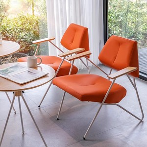 Ensemble salle à manger 6 pièces, table et chaises, structure confortable, idéal pour café ou pâtisserie - Product Image 3