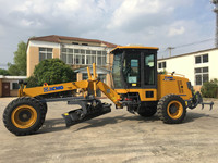 Nouvelle niveleuse à moteur chinoise GR100 de 7 tonnes avec lame de 3,05 m en stock pour la construction routière légère et le nivellement