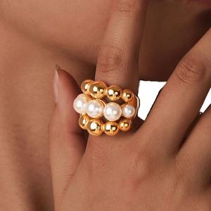 Elegante Anillo de Acero Inoxidable con Racimo de Perlas, Chapado en Oro de 18K PVD, Estilo Moderno, Joyería Impermeable, Anillos Gruesos para Boda - Product Image 2