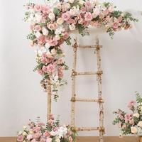 Composition florale rose en arc, toile de fond de mariage personnalisée, guirlandes de fleurs triangulaires suspendues au mur, décorations d'allée, fleurs artificielles réalistes