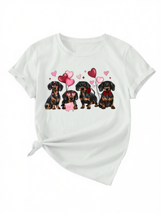 Camiseta de manga corta con estampado de Dachshund para mujer, cuello redondo, informal, a la moda, para primavera y verano, 100% algodón, para el día de San Valentín - Product Image 1
