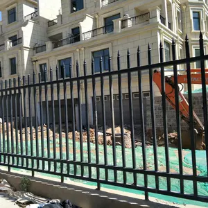 China supplier customized sustainable wrought iron picket security fence galvanized steel spear top fence