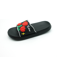 2024 bonne qualité femmes pantoufle sandales avec beau patch en caoutchouc été plat plage chaussures de pluie