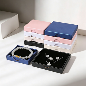 Caja de Joyería de Cartón Ecológica con Logotipo Personalizado del Proveedor, Forro de Esponja Negra, para Collar, Anillo, Colgante, Día de San Valentín - Product Image 1