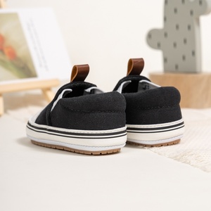 Nouvelles baskets bébé en maille beige et blanches, à enfiler, antidérapantes, à semelle souple, pour l'été, vente en gros, personnalisables - Product Image 4