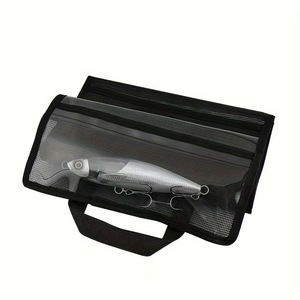 Bolsa de Pesca de 5 Bolsillos para Señuelos, Bolsa Grande para Cebo, Organizador Enrollable para Aparejos de Pesca con Cubierta Protectora de PVC Transparente - Product Image 2