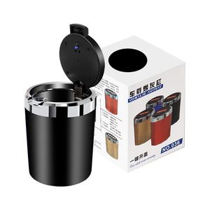 Cenicero para coche con revestimiento metálico, tapa abatible, iluminado e integrado para uso en vehículos - Product Image 4