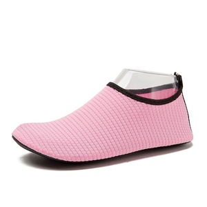 Chaussures d'entraînement de yoga légères et antidérapantes pour tapis de course de danse, antidérapantes, à séchage rapide, pour l'hiver et l'été - Product Image 5