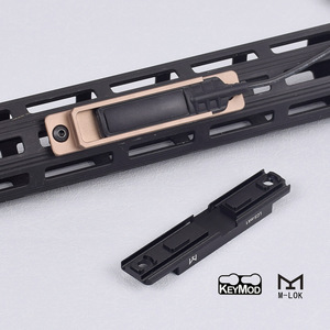 Lampe torche tactique M300 M600 avec interrupteur à distance filaire à queue de rat en métal, accessoires MLOK, lumière LED à focalisation réglable - Product Image 4