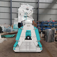 Broyeur-mélangeur de nourriture pour animaux de type vertical personnalisable Juyongfeng, machine à granulés en acier inoxydable, 2-3 tonnes/h 2