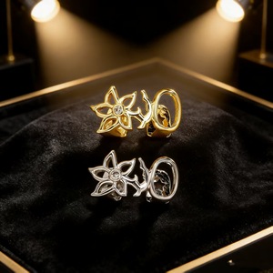 PDANY Clip pour bijou <span class=keywords><strong>dentaire</strong></span> en forme de fleur avec cristal, bijou <span class=keywords><strong>dentaire</strong></span> amovible pour la mode Hip Hop, bijou <span class=keywords><strong>dentaire</strong></span> pour la décoration <span class=keywords><strong>dentaire</strong></span> - Product Image 4
