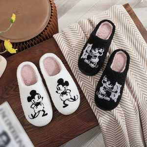 Pantoufles décontractées pour femmes, durables, confortables, douces, au design de dessin animé, personnalisées, épaisses, moelleuses et duveteuses, pour la maison, vente chaude - Product Image 6