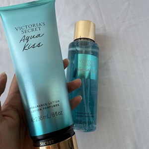 น้ำหอม Agua Kiss ขนาด 250 มล. บอดี้มิสต์ 236 มล. โลชั่นน้ำหอม ชุดเซ็ต Victoria Secret ของแท้ น้ำหอมผู้หญิง กลิ่นหอมหรูหรา ติดทนนาน - Product Image 2