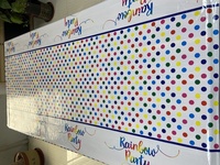 Nappe rectangulaire jetable en plastique coloré résistant à l'eau pour fête d'anniversaire