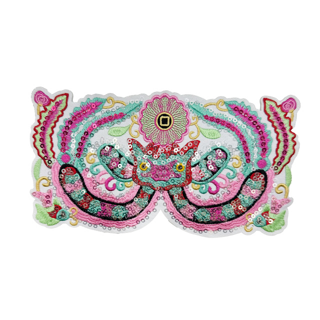 3D Embroidered Fabric Sequin Patches Flower and Heart Shaped Transfer Logo Printed Garment Accessories for Hat Twill Material