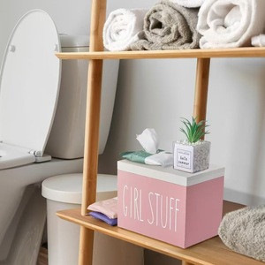 Caja de almacenamiento de servilletas sanitarias de madera con tapa, organizador de escritorio rectangular de color sólido para baño - Product Image 1