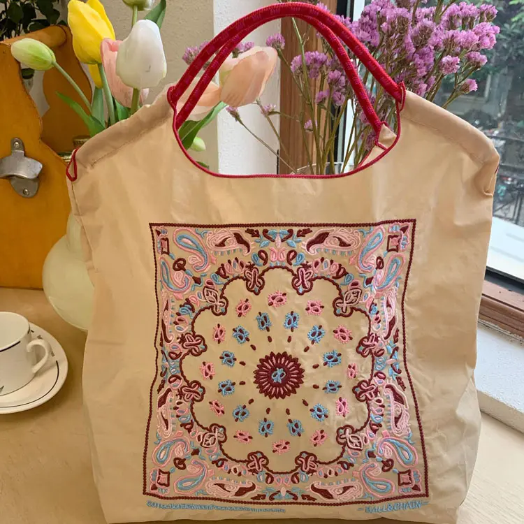 Nuevo bolso de mano de lona con bordado de flores de anacardo, bandolera de nailon, bolso de hombro portátil plegable