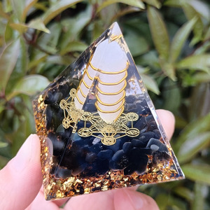 คริสตัลชิปพีระมิดเรซิ่นอีพ็อกซี่งานฝีมือประดับตกแต่งโต๊ะทำงาน เสาคริสตัลสีขาวพร้อมดาวหกแฉก ของตกแต่งบ้าน - Product Image 4