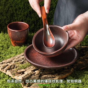 Set de Olla Caliente con Sopa Ácida de Champiñones Silvestres y Brisa de Montaña: Tazones, Platos, Tazas y Cucharas - Especial de Salida y Regreso de Mountain Departure - Product Image 2