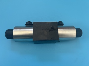 Válvula de Control Direccional Serie D3W SD3W004CNJW de 4 Vías y 3 Posiciones, Solenoide NG10 CETOP05, Alta Presión Hidráulica - Product Image 4