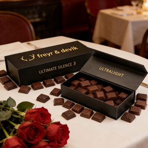 Boîte en carton carrée écologique haut de gamme, boîte à chocolat en forme de livre, boîte cadeau en carton de luxe, cadeau personnalisé - Product Image 1