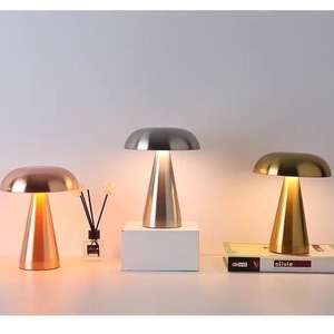 Lámparas de Mesa Nórdicas con Forma de Hongo, Control Táctil, LED con Batería, para Hogar, Estudio y Lectura - Product Image 3