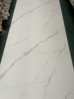 Panneau MDF UV haute brillance 1220x2440mm 18mm E1 résistant à l'humidité, marque SGH de première classe, pour usage extérieur en Éthiopie