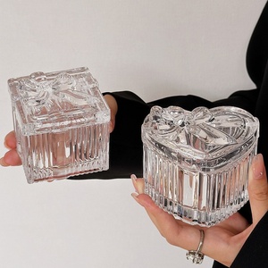 <b>Heart</b> <b>Shaped</b> Crystal Glass Jewelry <b>Box</b> Lid Fashionable Embossed Home Storage Decorative Ornament Valentine's Day Custom Brand - Product Image 1