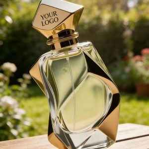 <span class=keywords><strong>Perfume</strong></span> Frutal de Larga Duración al Por Mayor OEM para Mujer, Eau de Parfum de Lujo, Suministro Global - Product Image 1