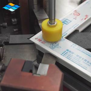 Vitesse rapide 90 °   Machine à assembler les angles pour profilés en aluminium de portes et fenêtres - Product Image 3