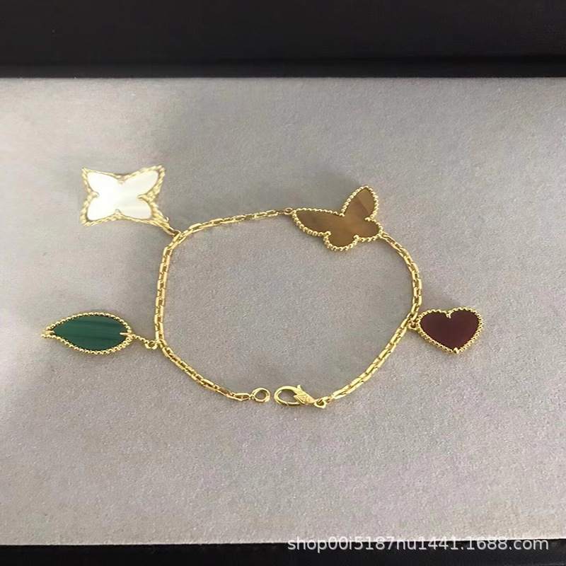 Bracelet quatre fleurs chaos doré