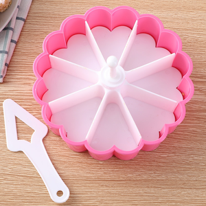 New Kitchen 8-grid Triangle Bento Mold Plastic Eco-Friendly Japanese Sushi Rice Vegetable Roll Press Dessert <b>Tool</b> Self-made Kit - Product Image 1
