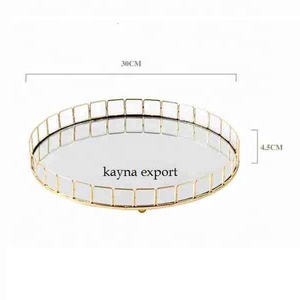 Bandeja Decorativa de Acero Inoxidable Chapada en Oro, Pulida a Espejo, Moderna y de Lujo - Product Image 1