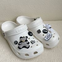Aksesoris Sepatu Boneka Beruang Kartun 3D Baru yang Lucu, Kantong Plastik Berlubang DIY, Gesper Dekoratif yang Dapat Dilepas, Aksesoris Bunga