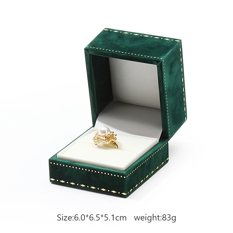 Boîte de bague vert foncé