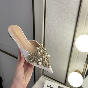 Spring 2025 <b>Flat</b> <b>Pointed</b> <b>Toe</b> Women's Slippers - Product Image 1