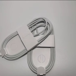 สายชาร์จ Type-C to Type-C แบบถักไนลอน 1 เมตร รองรับการชาร์จเร็ว 60W PD ความเร็วสูง สำหรับ iPhone 15/16/17 - Product Image 4