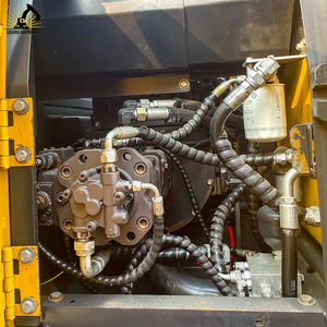 Très efficace avec faible consommation de carburant et entretien facile Volvo EC140 a utilisé l'excavatrice pour de petits projets - Product Image 6