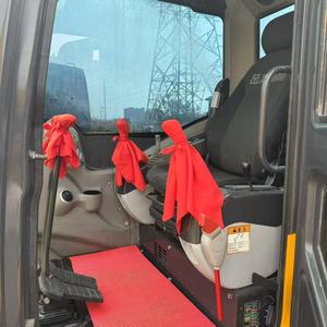 90% New Second <b>Hand</b> XCMG XE60 Compact Excavator Small Crawler Digger for Trenching Roadwork and Farm Use - Product Image 6