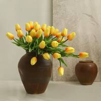 Fleur artificielle tulipe à tige unique en PU effet toucher réel haut de gamme, moderne, minimaliste, tendance, réutilisable et recyclable pour la maison