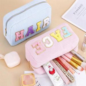 Sac fourre-tout en velours côtelé personnalisé avec logo, pour femme, durable, pliable, portable, à fermeture éclair, tendance, pour voyage, cosmétiques et maquillage brodé - Product Image 2