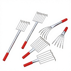 Râteau de plage multi-dents en acier inoxydable argenté/rouge, grande taille, pour la collecte de coquillages, de plantes aquatiques et de fruits de mer - Product Image 1