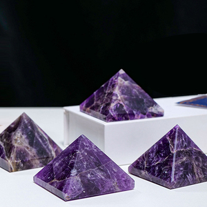 Vente en gros de produits spirituels naturels de haute qualité Améthyste de rêve <span class=keywords><strong>Pyramide</strong></span> pour <span class=keywords><strong>la</strong></span> décoration - Product Image 3