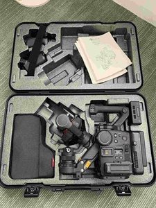 Cámara <span class=keywords><strong>de</strong></span> <span class=keywords><strong>Cine</strong></span> DJI Ronin 4D-8K con Gimbal Zenmuse X9-8K, 90% Nueva - Product Image 6