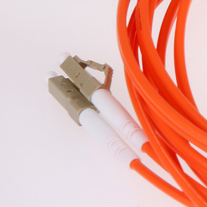 Harga Pabrik Kabel Patch Optik FTTH Kustom LC-LC/PC UPC OM1 Duplex 62.5/125um Multimode 2.0mm 2 Core - Product Image 4