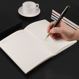 Nuevo Bolígrafo de Tinta de Gel Negro Metálico con Logotipo Personalizado - Product Image 3