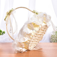 Bloemenmandje in westerse stijl met kantversiering en strass steentjes, klein handvat, voor bruidsmeisjes, groothandel bruiloftdecoraties
