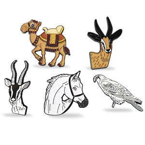 Pegatinas de insignia de bolsa de teléfono de esmalte suave de animales de Metal personalizado de alta calidad de los Emiratos Árabes Unidos - Product Image 2