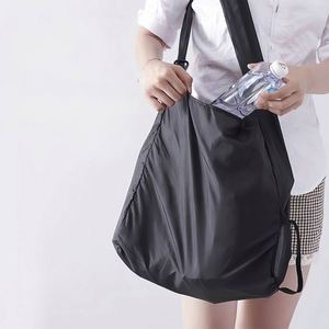 <b>Creative</b> Round Foldable Shopping Bag Portable Reusable Grocery Tote with Retractable Storage for Supermarket Shopping - Product Image 5