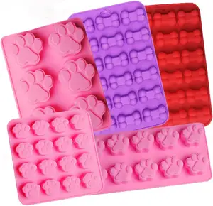 Latest design reusable silicone mold dog treat silicone mold paw dogs soap mold for dog treats